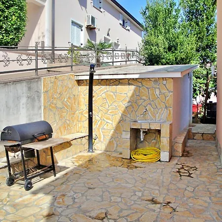 아파트 By The Sea Cizici, Krk - 25023